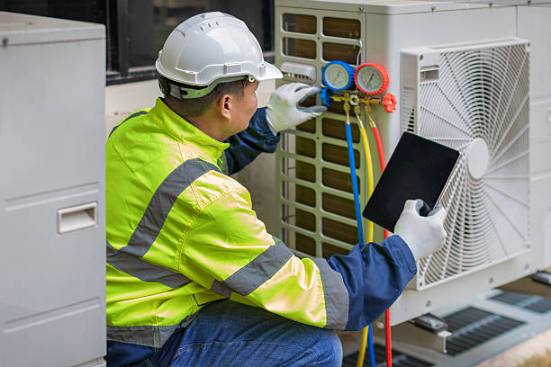 Professional Hvac Installation technician working in Yoder, IN
